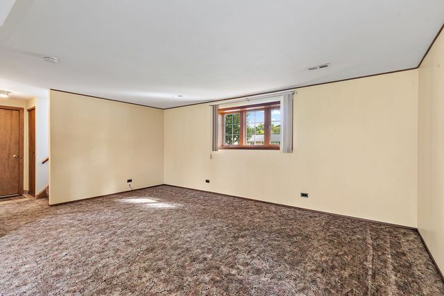 1804 Syracuse Lane, Schaumburg, IL 60193
