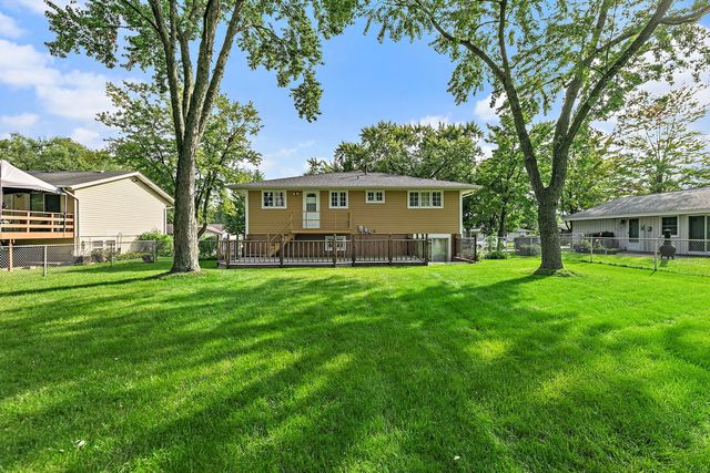 1804 Syracuse Lane, Schaumburg, IL 60193