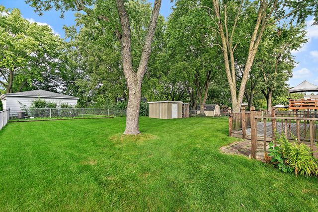 1804 Syracuse Lane, Schaumburg, IL 60193