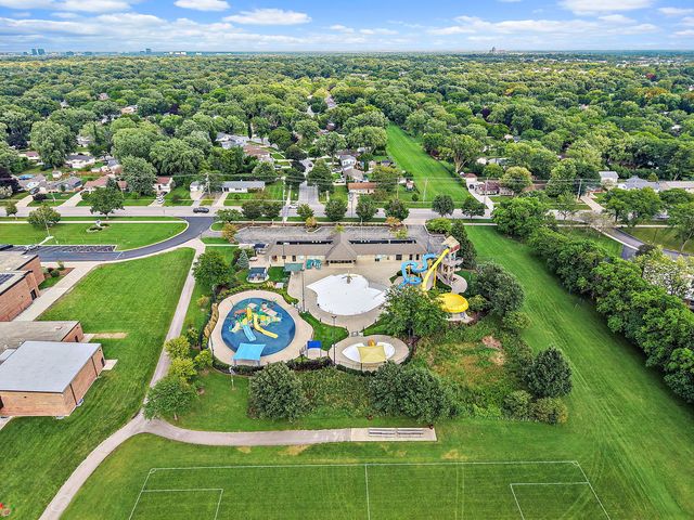 1804 Syracuse Lane, Schaumburg, IL 60193