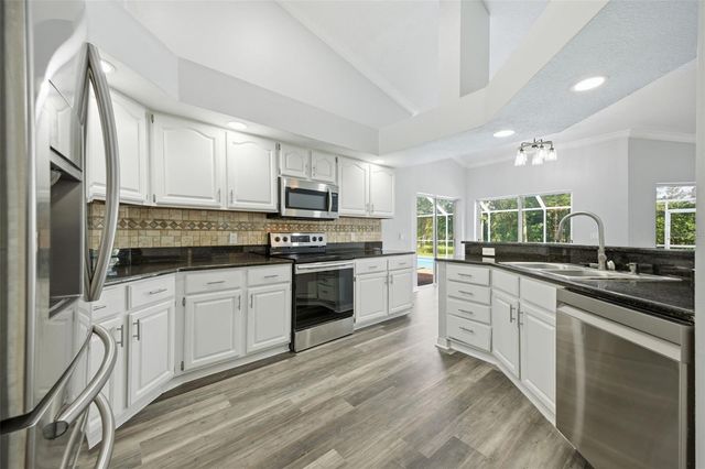 504 STRATFIELD DRIVE, Lutz, FL 33549