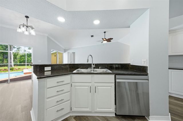 504 STRATFIELD DRIVE, Lutz, FL 33549