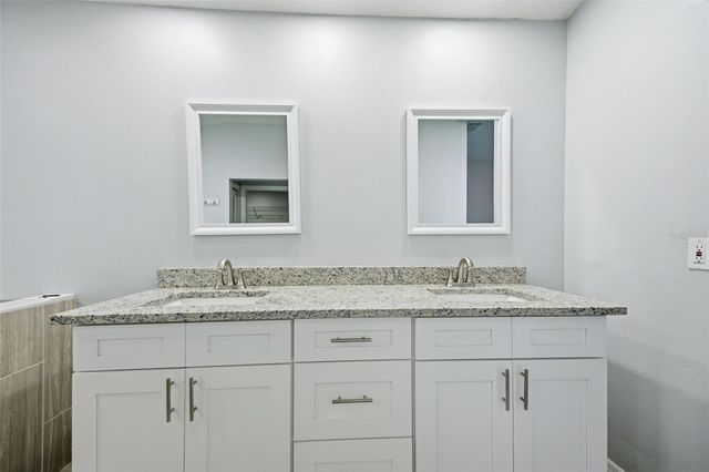 504 STRATFIELD DRIVE, Lutz, FL 33549