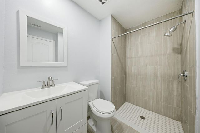 504 STRATFIELD DRIVE, Lutz, FL 33549