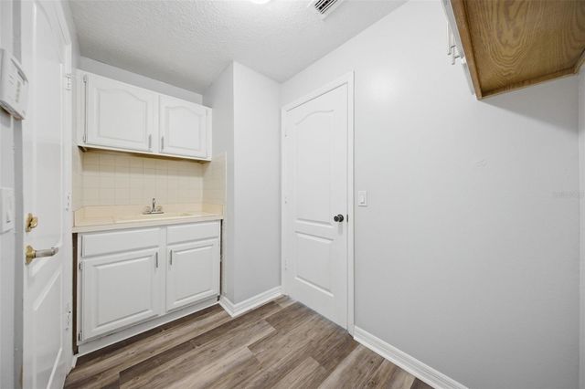 504 STRATFIELD DRIVE, Lutz, FL 33549