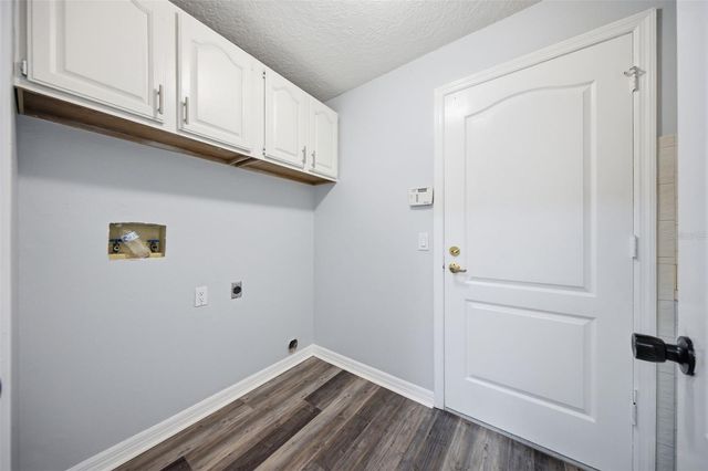 504 STRATFIELD DRIVE, Lutz, FL 33549