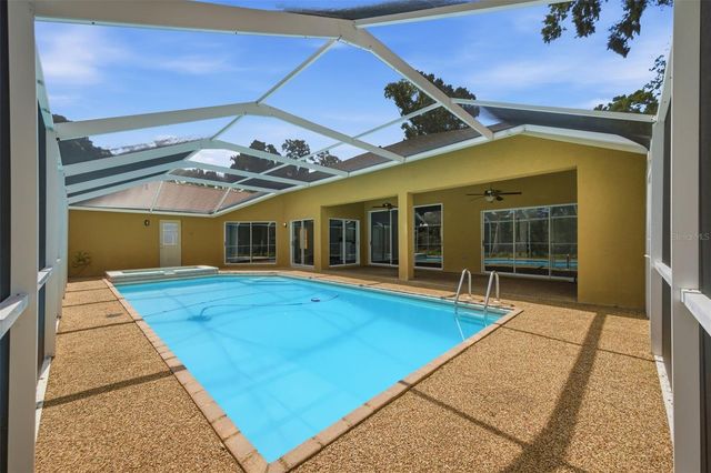 504 STRATFIELD DRIVE, Lutz, FL 33549