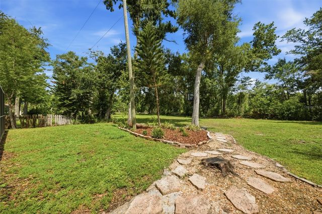504 STRATFIELD DRIVE, Lutz, FL 33549