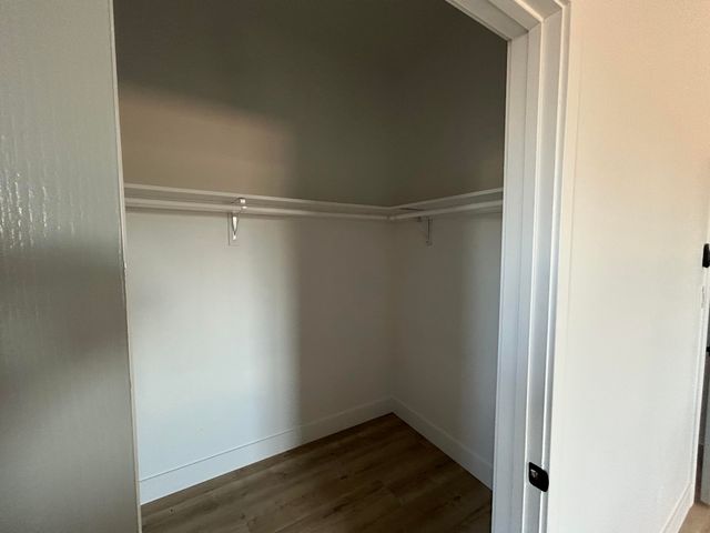 8225 Dogwood Avenue, California City, CA 93505