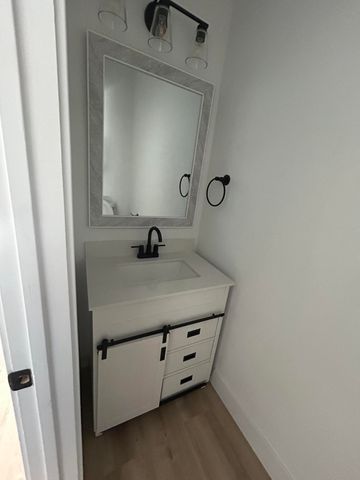 8225 Dogwood Avenue, California City, CA 93505