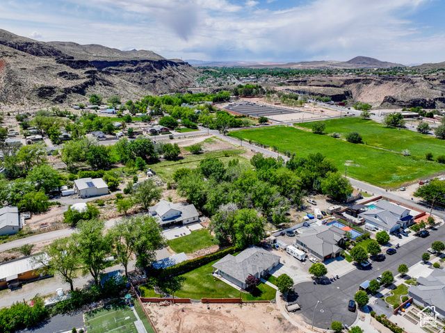 57 W 180 S, La Verkin, UT 84745