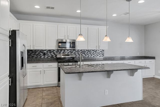 5016 Crimson Mare Road, Las Vegas, NV 89139