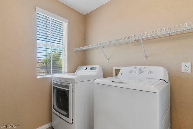 5016 Crimson Mare Road, Las Vegas, NV 89139