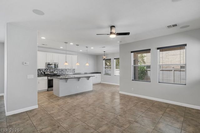 5016 Crimson Mare Road, Las Vegas, NV 89139