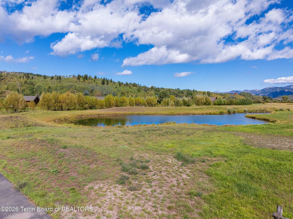 43 RIVER TRAIL Circle, Alpine, WY 83128 photo 4