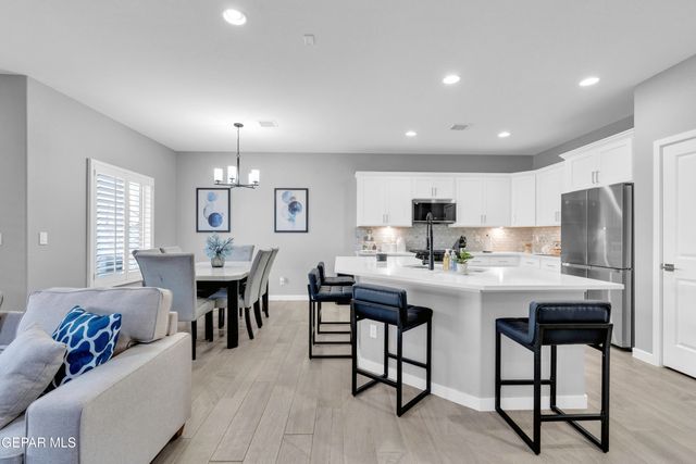 12781 Kingsbury Avenue, El Paso, TX 79928