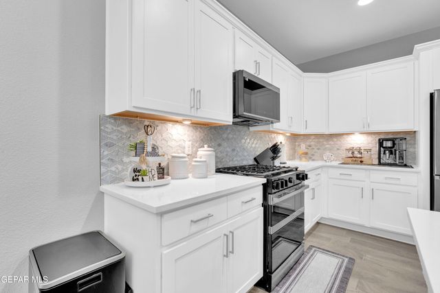 12781 Kingsbury Avenue, El Paso, TX 79928