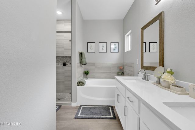 12781 Kingsbury Avenue, El Paso, TX 79928