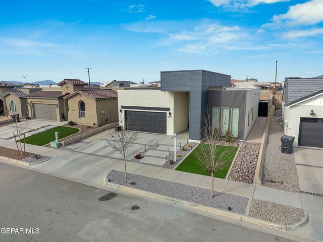 12781 Kingsbury Avenue, El Paso, TX 79928