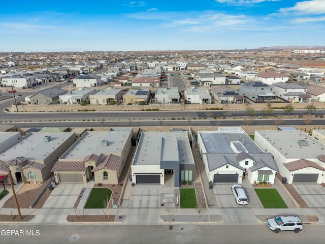 12781 Kingsbury Avenue, El Paso, TX 79928