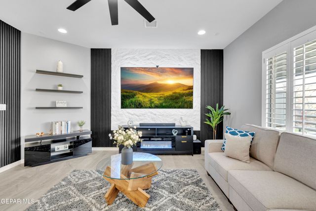 12781 Kingsbury Avenue, El Paso, TX 79928