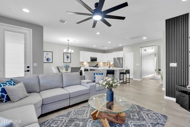 12781 Kingsbury Avenue, El Paso, TX 79928