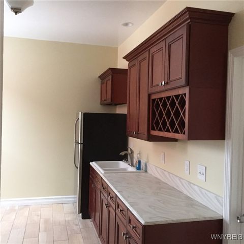 900 Main Street, Buffalo, NY 14202