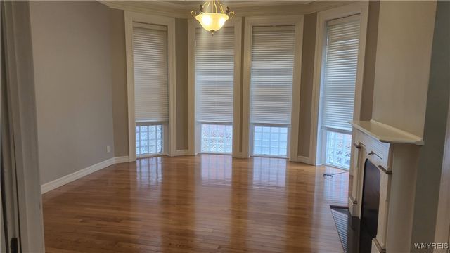 900 Main Street, Buffalo, NY 14202