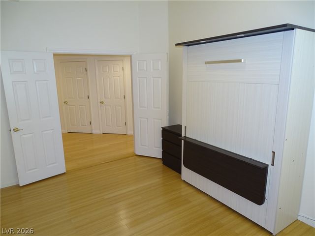 2120 Waterbury Lane, Las Vegas, NV 89134