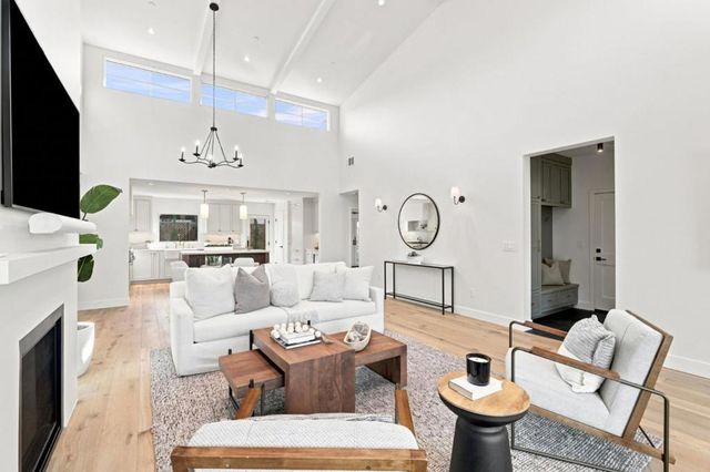 2 Augusta Court, Los Gatos, CA 95030