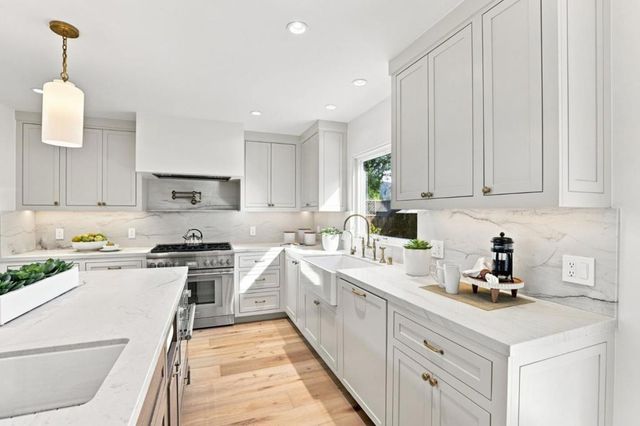 2 Augusta Court, Los Gatos, CA 95030
