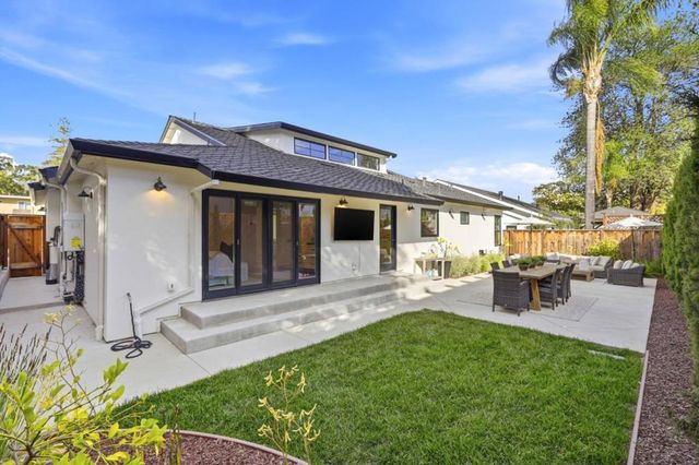 2 Augusta Court, Los Gatos, CA 95030