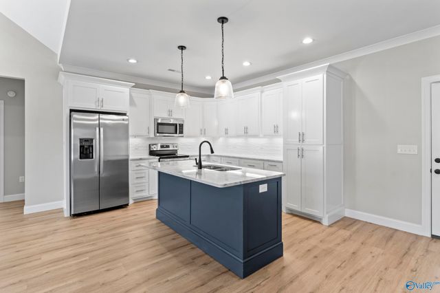 1207 Glendora Avenue, Tuscumbia, AL 35674