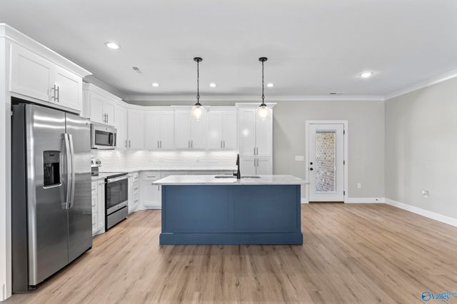 1207 Glendora Avenue, Tuscumbia, AL 35674