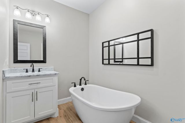 1207 Glendora Avenue, Tuscumbia, AL 35674