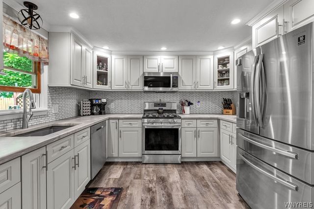 10875 Howe Road, Clarence, NY 14031