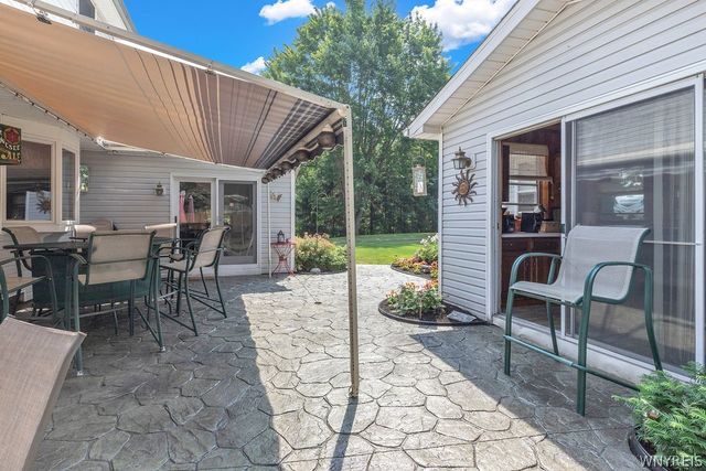 10875 Howe Road, Clarence, NY 14031