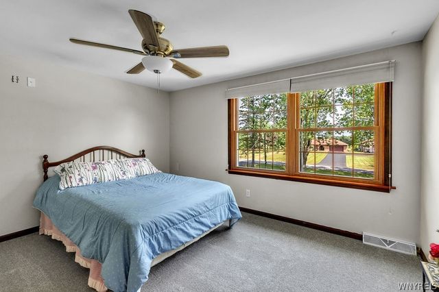 10875 Howe Road, Clarence, NY 14031