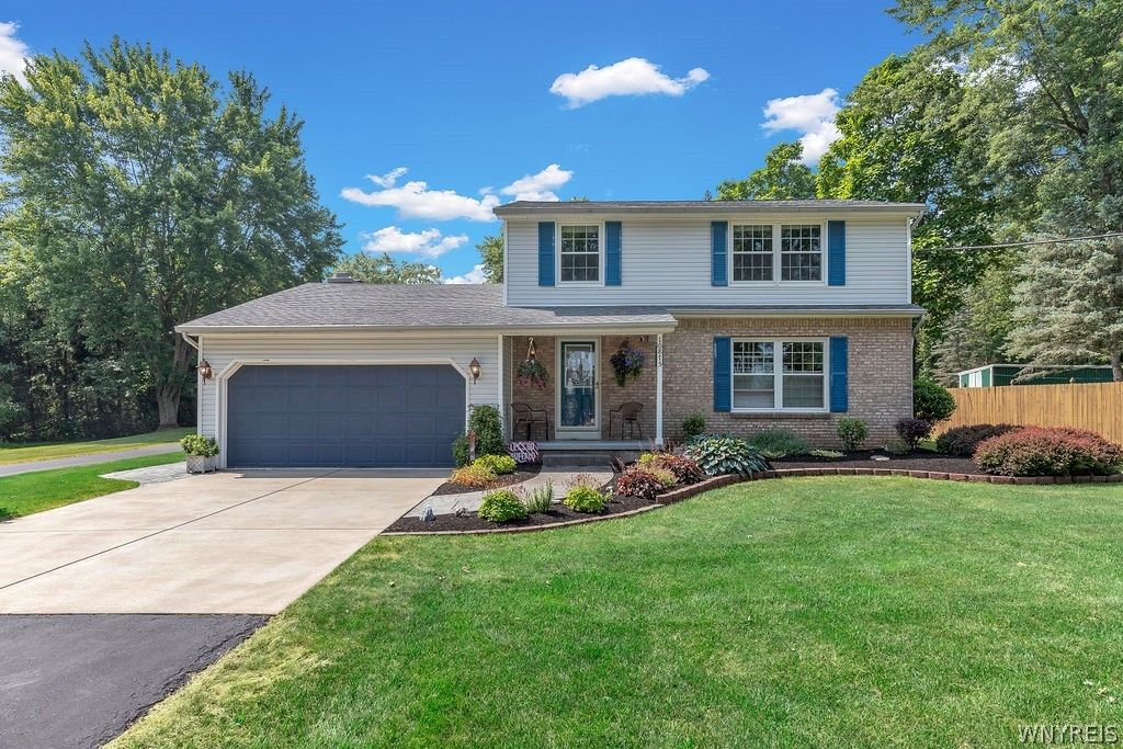 10875 Howe Road, Clarence, NY 14031