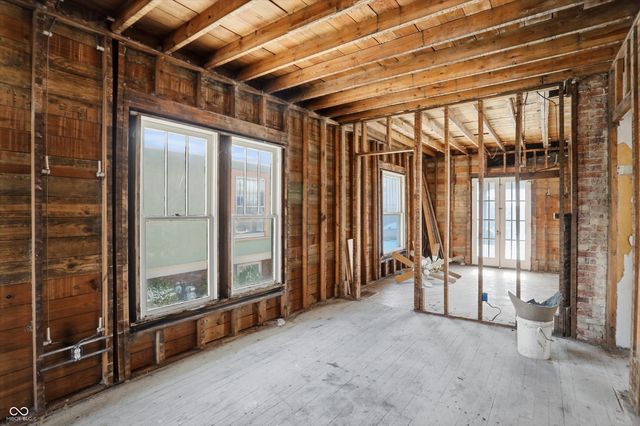 56 E Pennsylvania Street, Shelbyville, IN 46176