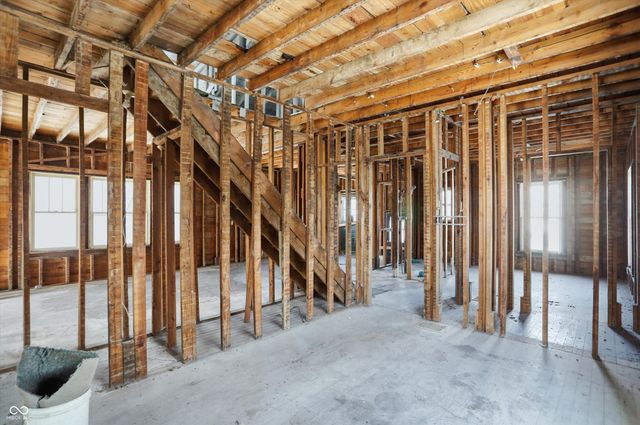 56 E Pennsylvania Street, Shelbyville, IN 46176