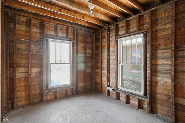 56 E Pennsylvania Street, Shelbyville, IN 46176