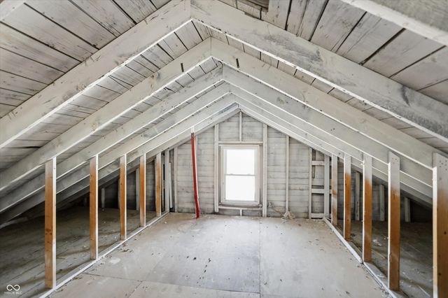 56 E Pennsylvania Street, Shelbyville, IN 46176