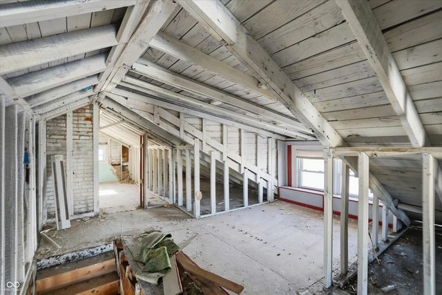 56 E Pennsylvania Street, Shelbyville, IN 46176