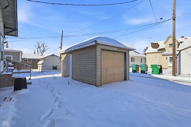 56 E Pennsylvania Street, Shelbyville, IN 46176