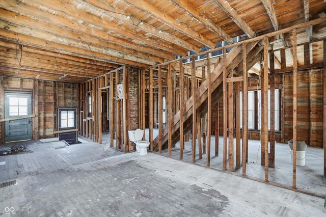 56 E Pennsylvania Street, Shelbyville, IN 46176