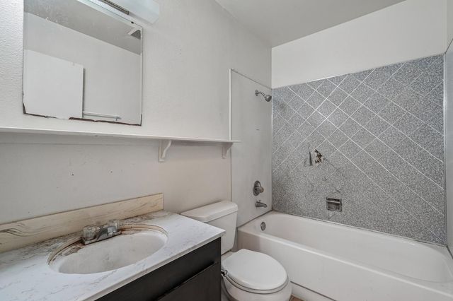 805 Duchow Way, Folsom, CA 95630