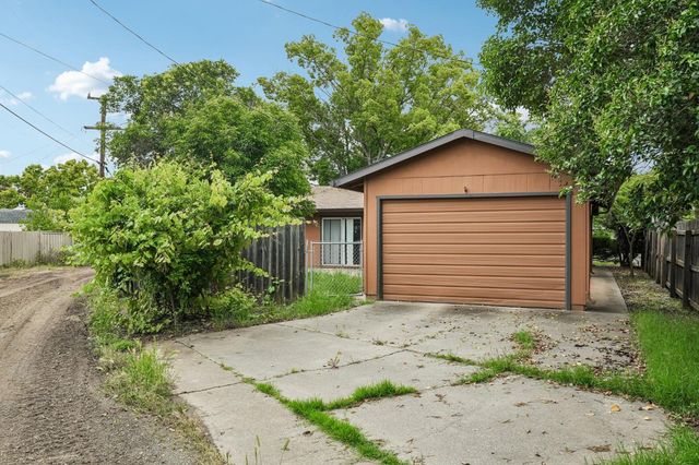 805 Duchow Way, Folsom, CA 95630
