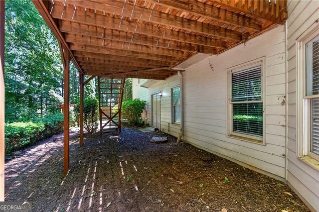 946 Chippewa Oak Drive NE, Dacula, GA 30019