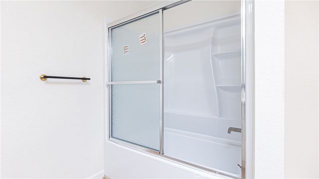 9515 Juniper, Apple Valley, CA 92308